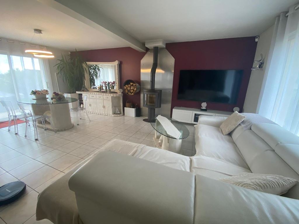 Maison Contemporaine JUZIERS (78820) LAUTIER CONSEIL IMMOBILIER